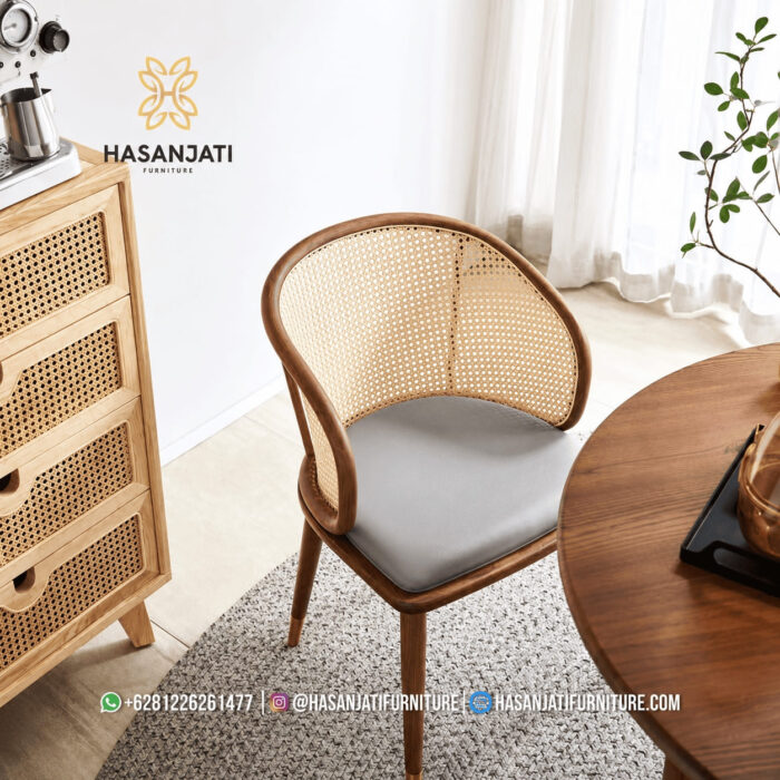 Kursi Makan Jati Minimalis Model Bucket Sandaran Anyaman Rotan Alami Jok Grey
