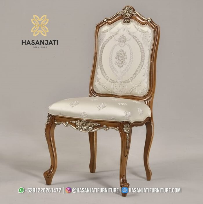 Kursi Makan Jati Solid Klasik Sandaran Tinggi Kain Jacquard Putih Gading