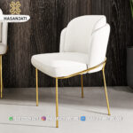 Kursi Makan Minimalis Kaki Jarum Ramping Stainless Warna Emas Glossy