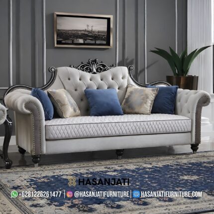 Sofa Panjang 3 Dudukan Warna Abu-Abu Kombinasi Bantal Biru