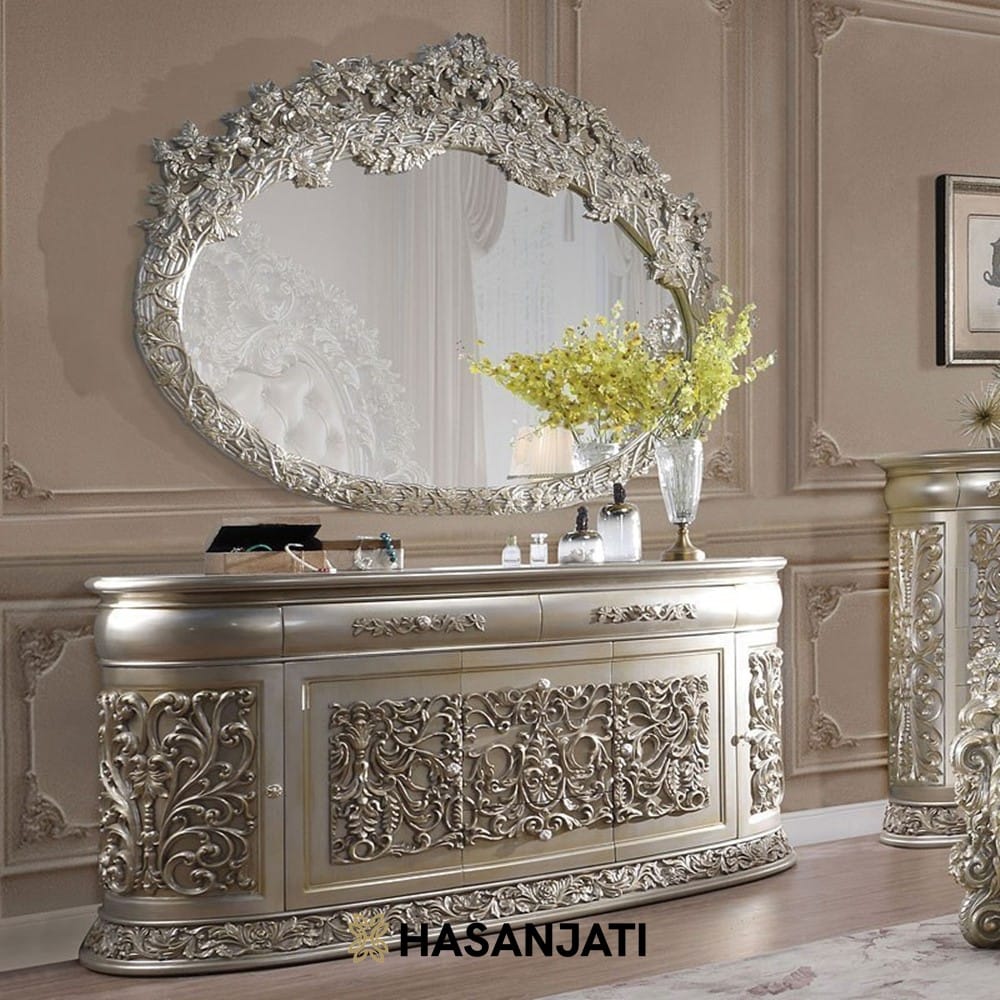 Bufet klasik ruang makan mewah ukiran Jepara