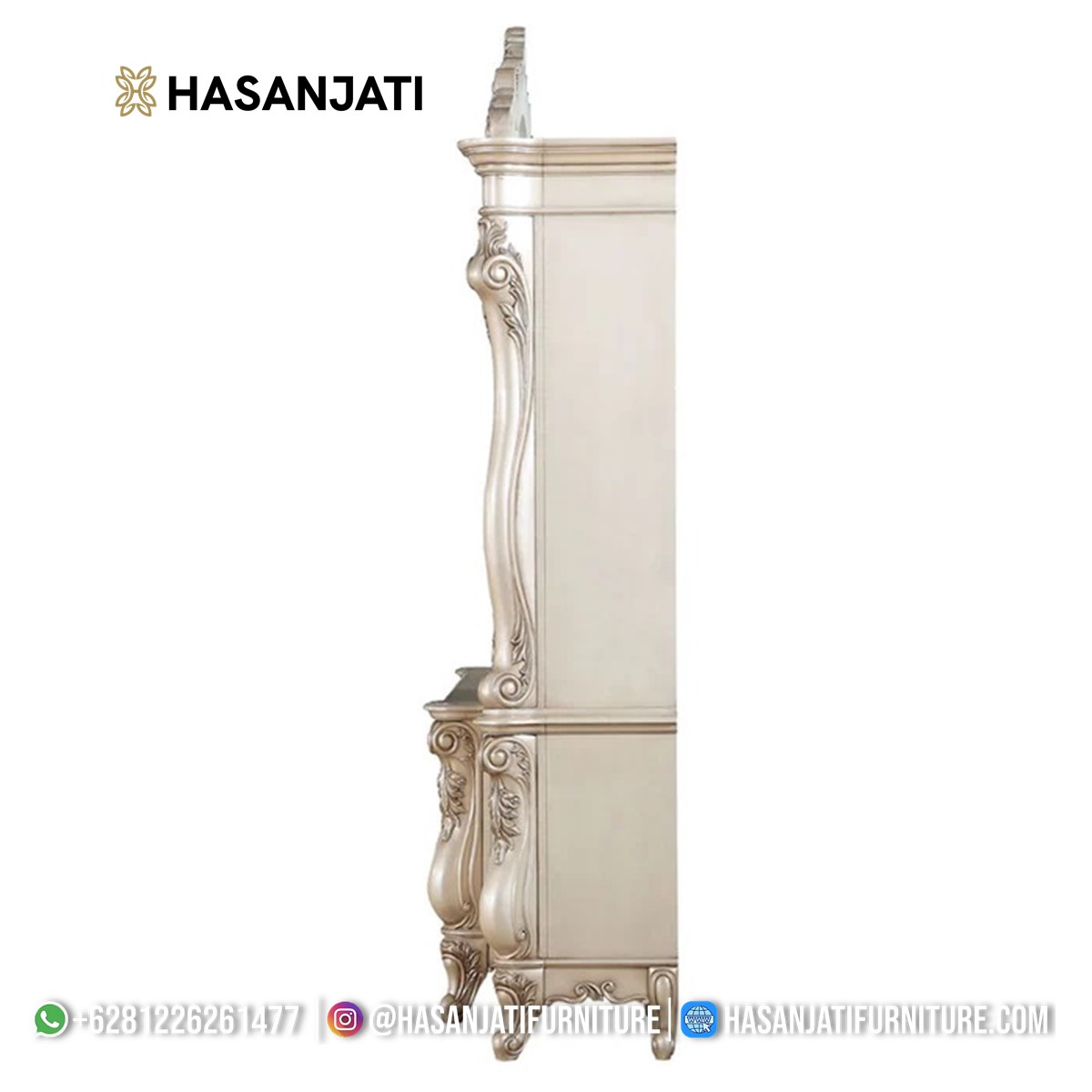 Detail pilar samping Set Bufet TV Klasik Mewah Golden Ivory, menampakkan ukiran dan kaki melengkung