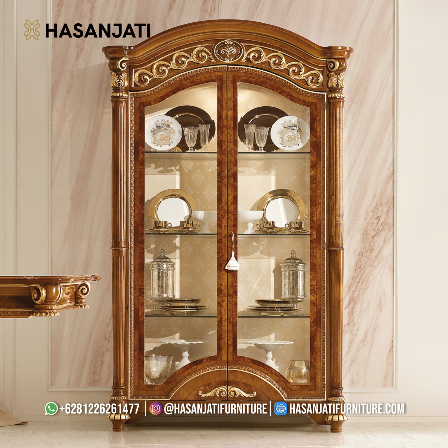 lemari pajangan klasik kayu jati 2 pintu harga terbaik hasan jatifurniture