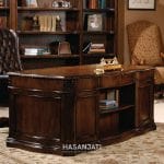 Meja Kantor Boss Direktur Klasik Mewah