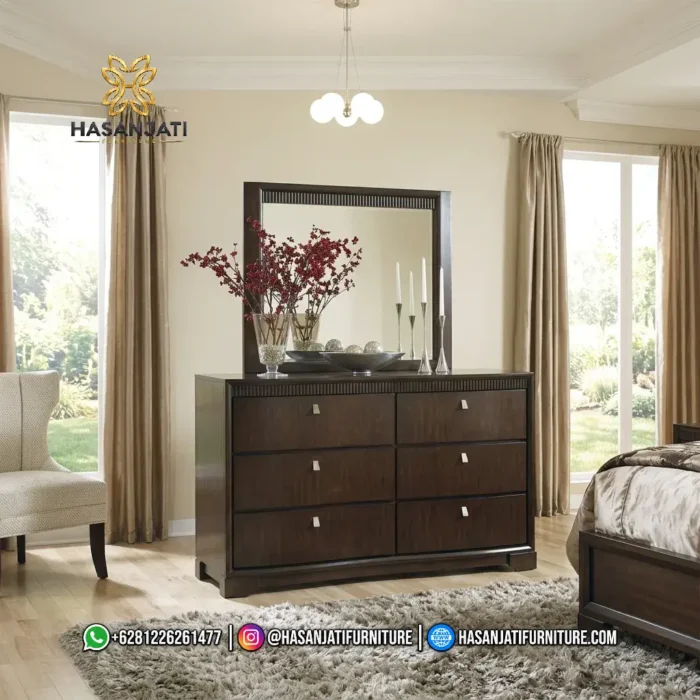 Detail tampak depan meja dresser pakaian 6 laci minimalis dengan bingkai cermin kotak besar seri Marxmir warna cokelat tua produk Hasan Jati Furniture.