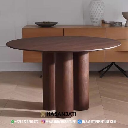 Detail Kaki Meja Pedestal Tiga Pilar Silinder Raksasa Kayu Jati Solid