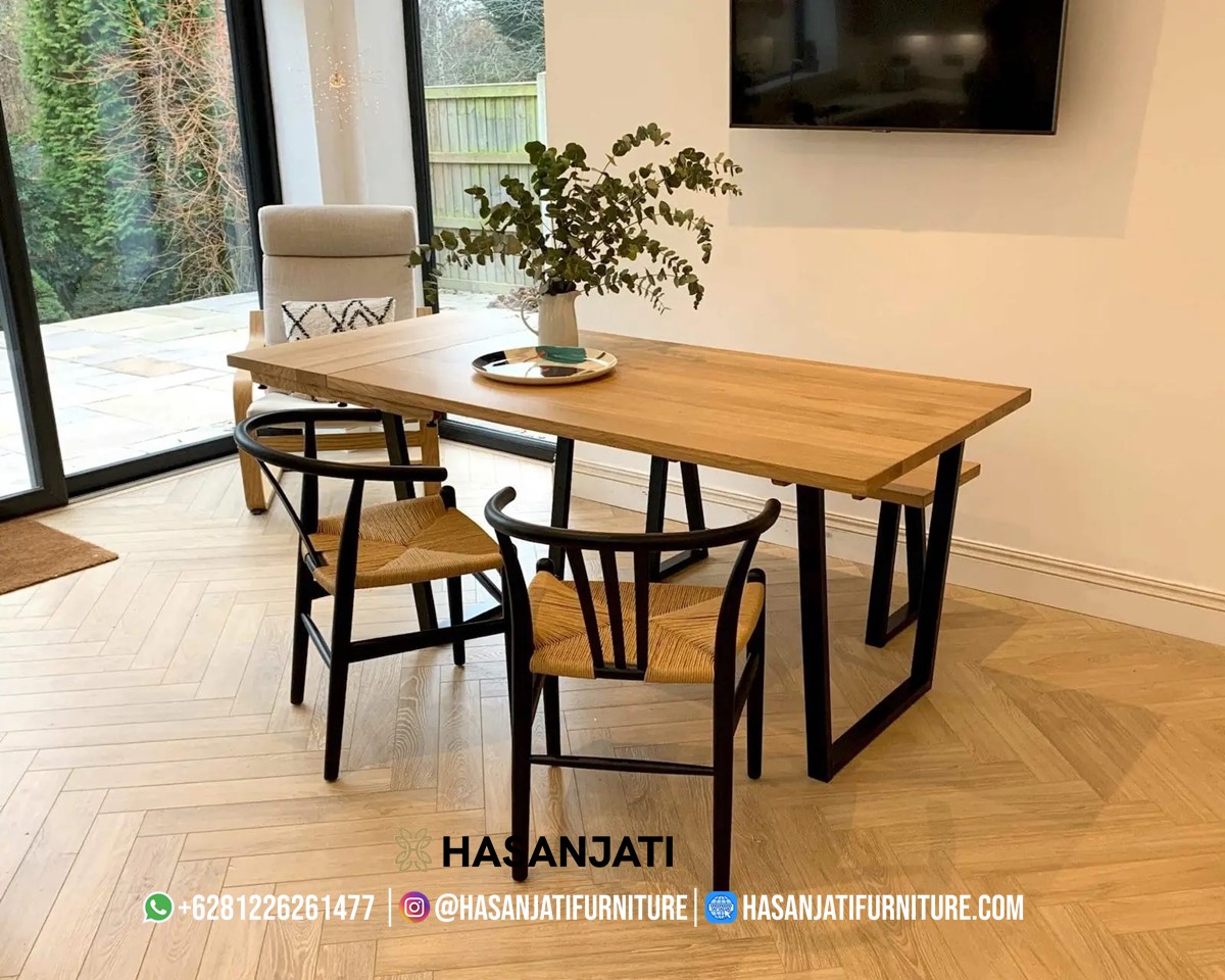 Meja makan minimalis industrial kayu jati dan besi untuk ruang makan modern