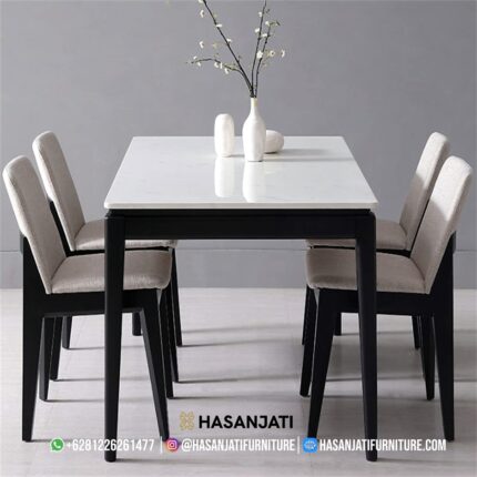 Set Meja Makan Minimalis Marmer Kaki Hitam Formasi Full 4 Kursi Simetris