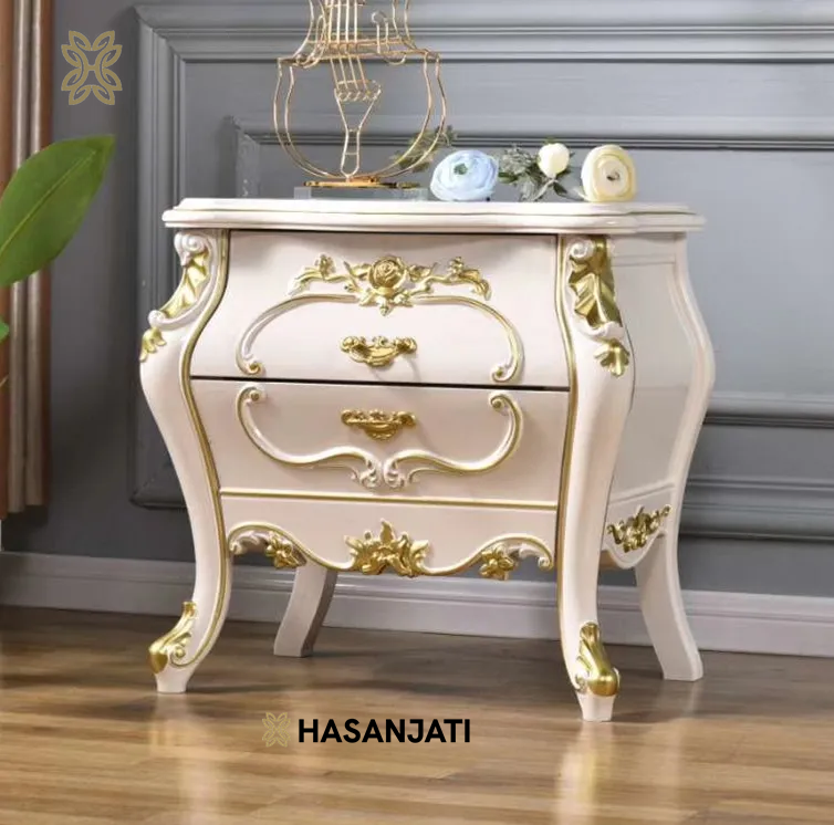 Meja nakas classic modern warna putih dengan detail ukiran Jepara