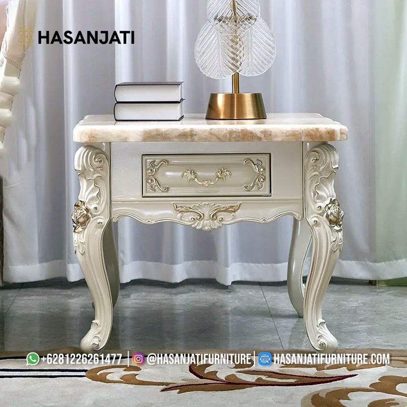 Meja nakas klasik warna ivory dengan ukiran mewah dan top marmer alami