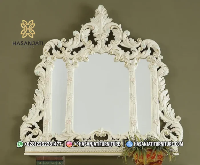 Bingkai pigura cermin hias dinding besar seri Novella dengan ukiran mahkota mewah warna putih gloss produk Hasan Jati Furniture