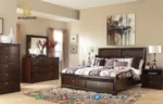 Set kamar tidur mewah seri Marxmir Modern Luxury lengkap dengan dipan kasur storage cokelat tua, sepasang nakas, meja dresser rias, dan lemari chest laci tinggi produk Hasan Jati Furniture.